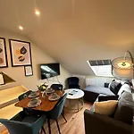 Central Cambridge Apartments By Tas